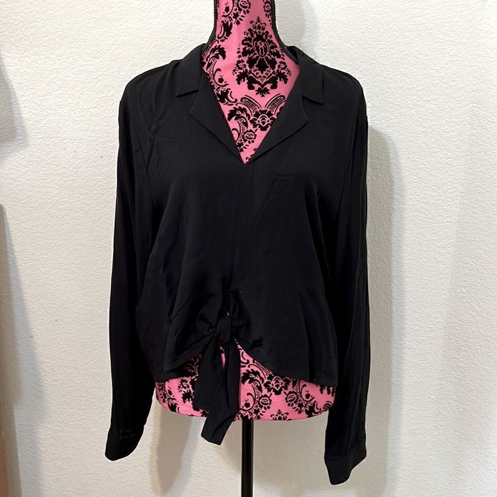 BCB Generation Long Sleeve Bottom Tie Blouse - XL